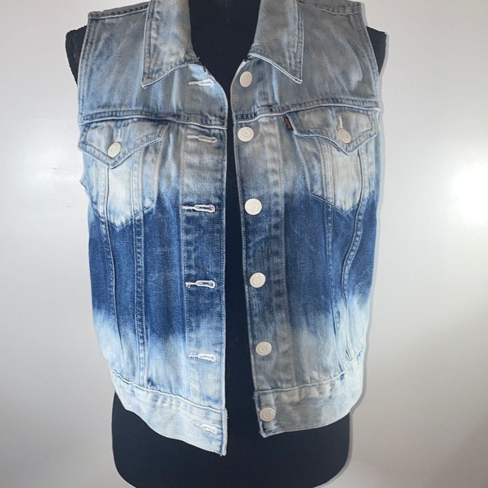Levi’s Jean Vest